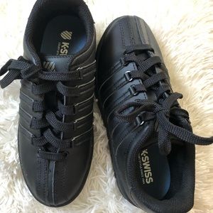 Little kids Classic Black K-Swiss size 2